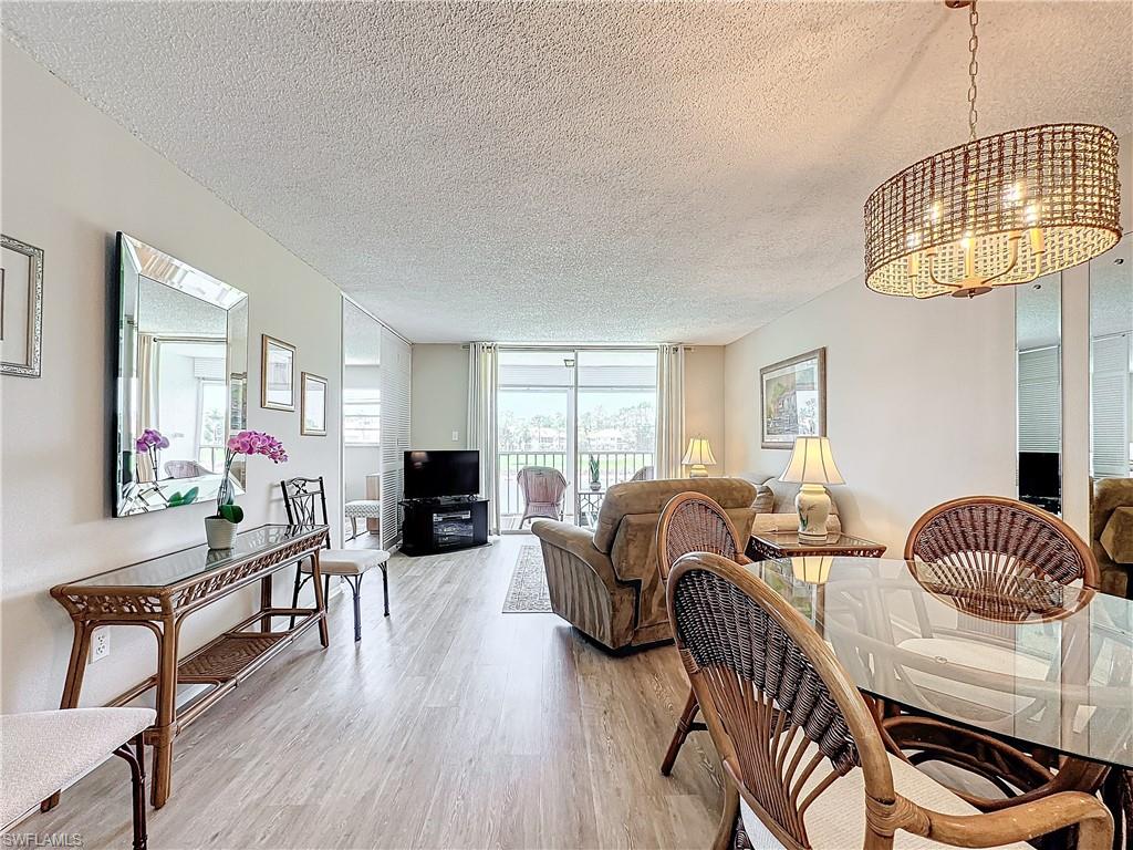 300 Forest Lakes BLVD 201 photo 11