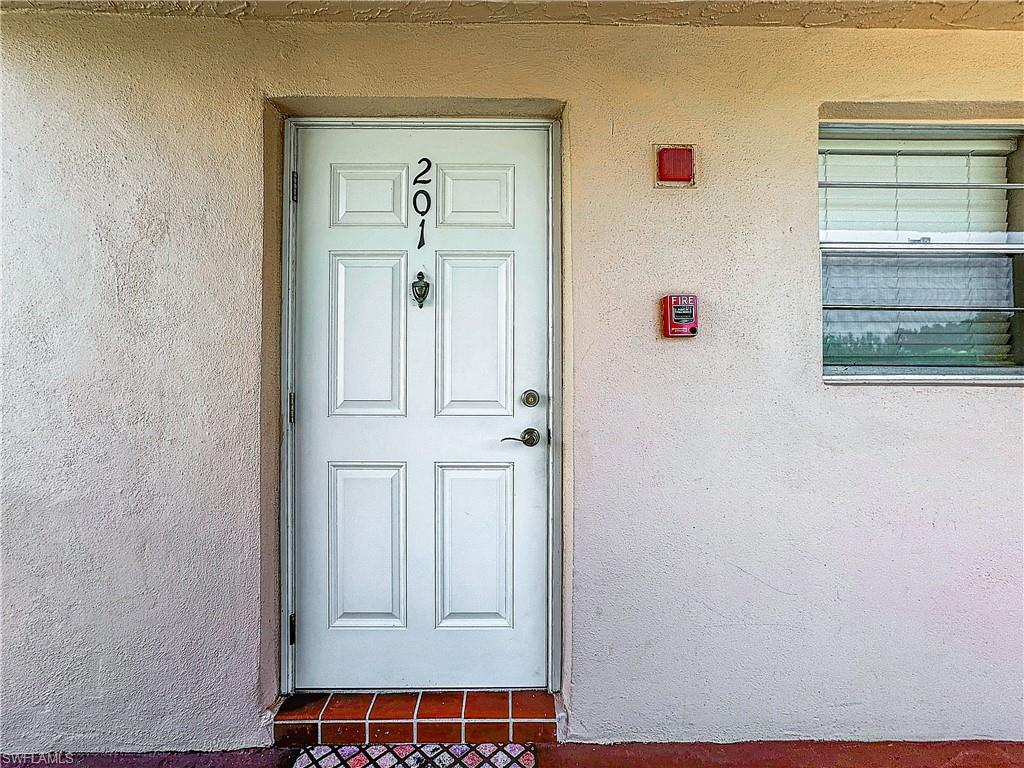 300 Forest Lakes BLVD 201