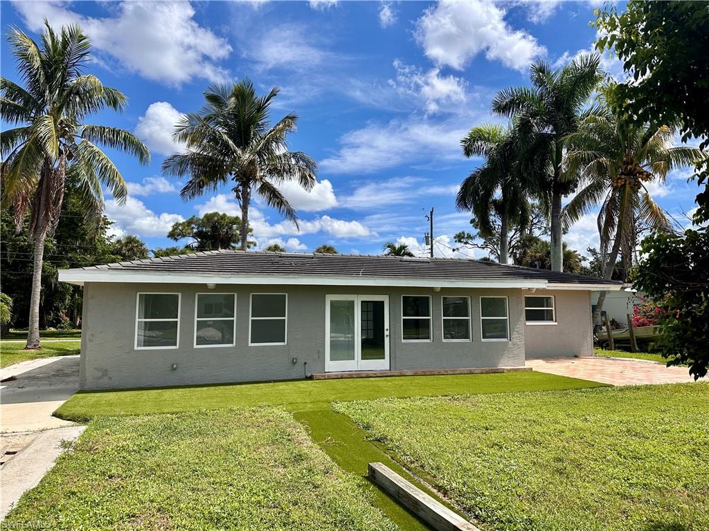 6187 Island Park CT photo 15