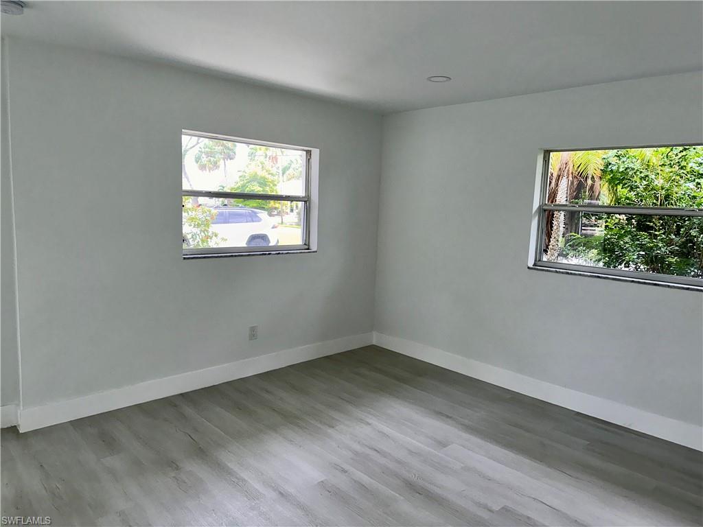 6187 Island Park CT photo 11