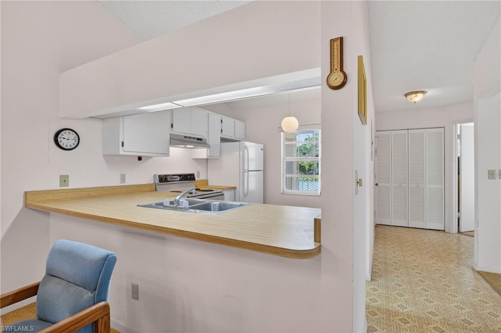 1704 Kings Lake BLVD 201 photo 6