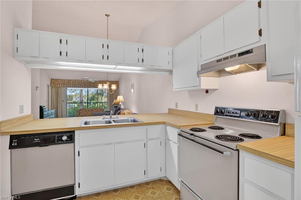 1704 Kings Lake BLVD 201 photo 10