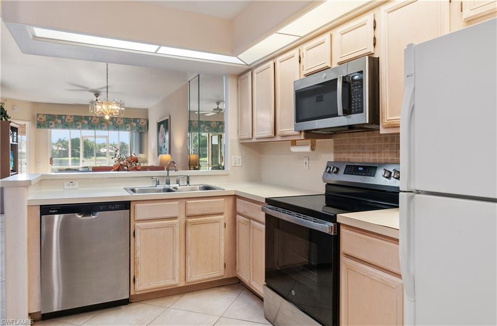 13020 Amberley CT 305 photo 6