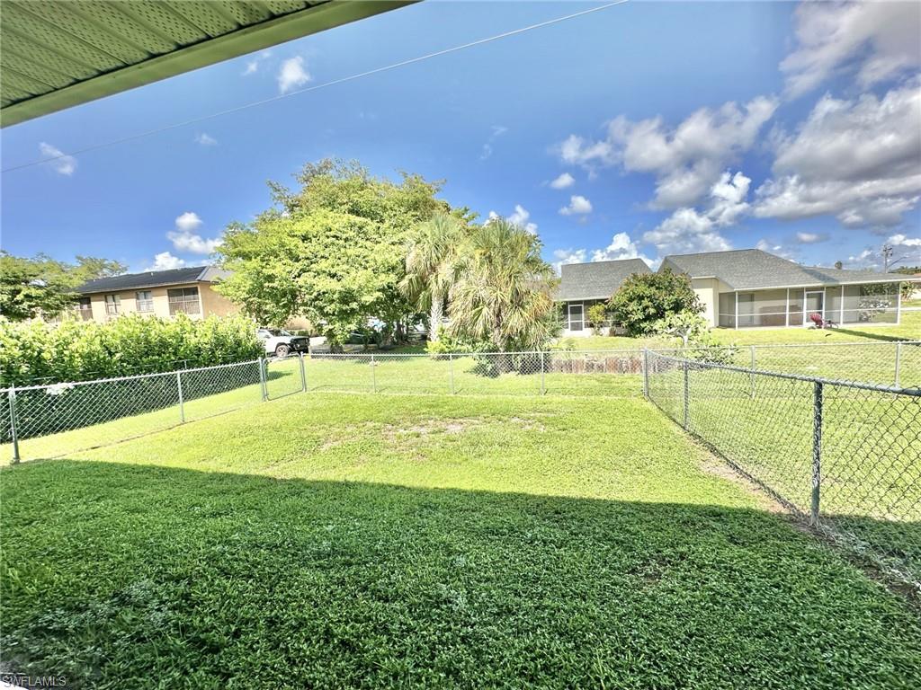 4317 Eastern view of fenced in yard with divider