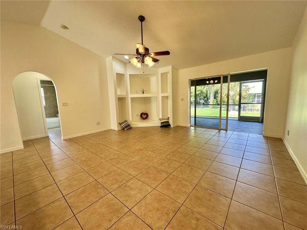4317 Greatroom with pocket slider to lanai under truss.