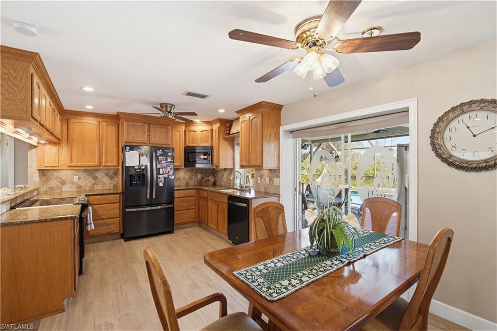 47 Constitution DR photo 7