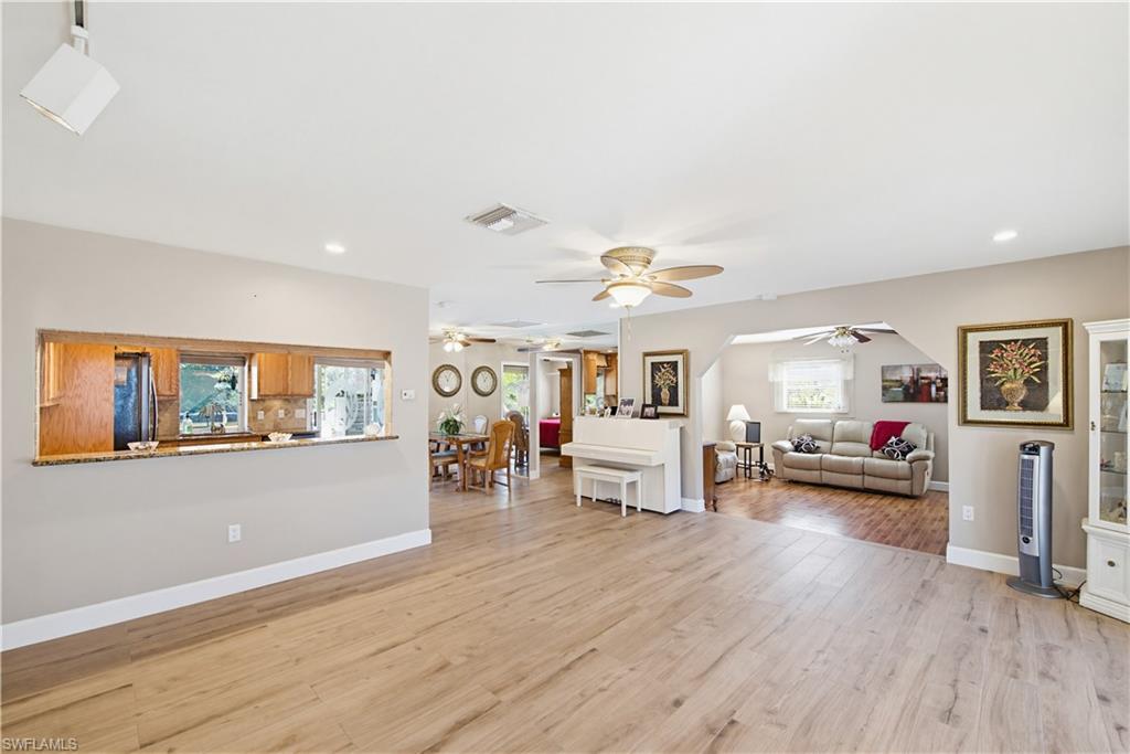 47 Constitution DR