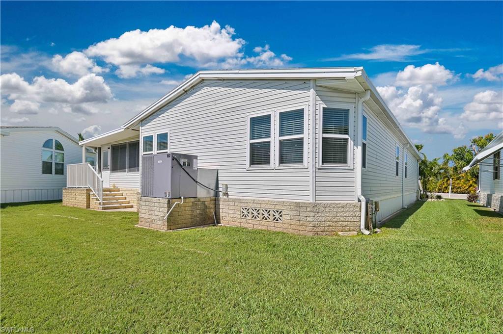 17501 Primrose CT photo 14