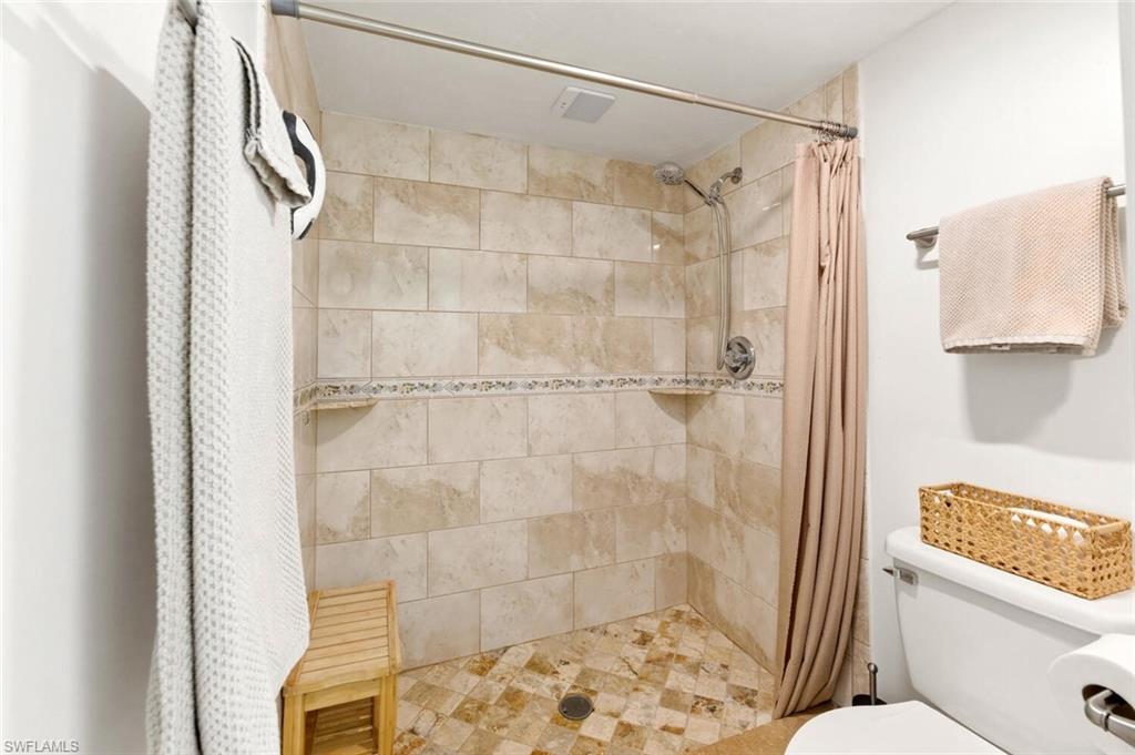 7260 Coventry CT 405 photo 20