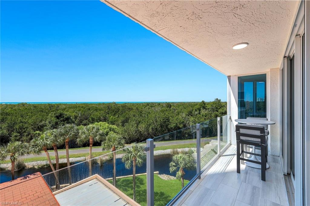 6101 Pelican Bay BLVD 305 photo 22