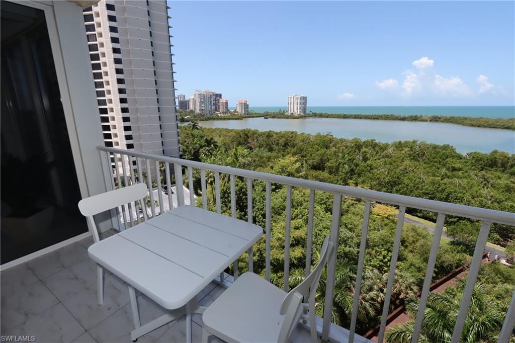 5550 Heron Point DR 902 photo 21