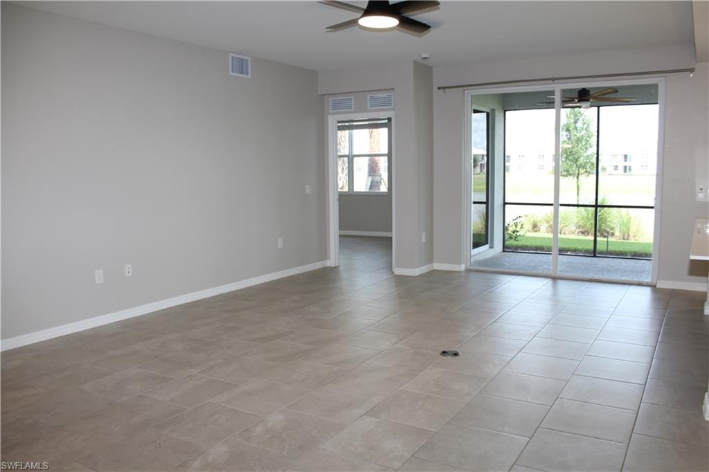 5661 Melbourne CT 8012 photo 7