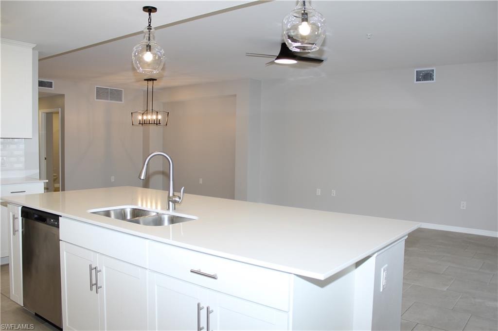 5661 Melbourne CT 8012