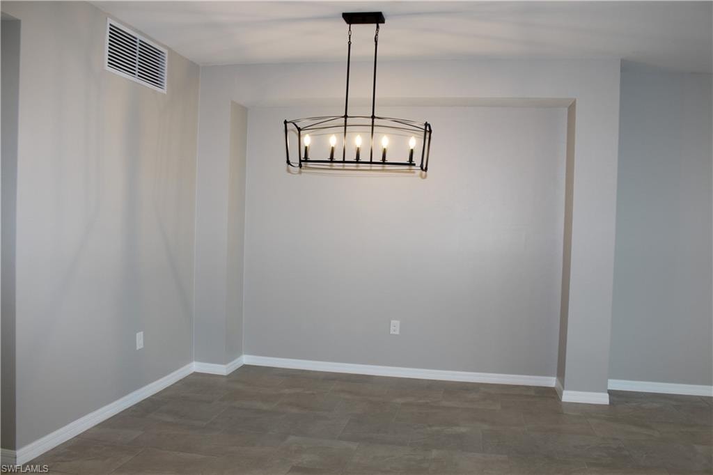 5661 Melbourne CT 8012 photo 10