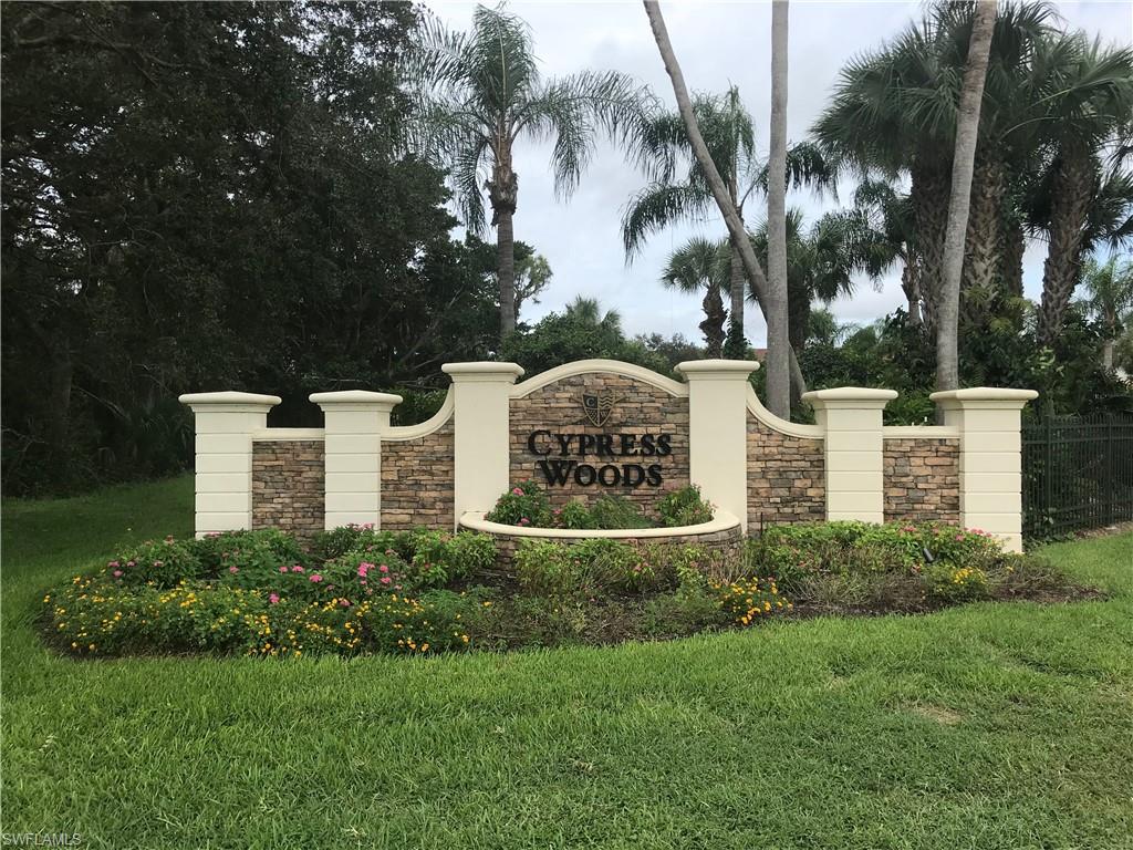 Entrance to Cypress Woods Golf & CC