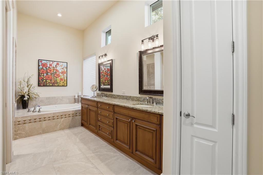 9450 Monteverdi WAY photo 17
