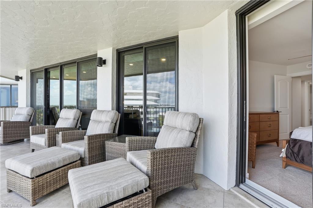 840 Collier BLVD 904 photo 24