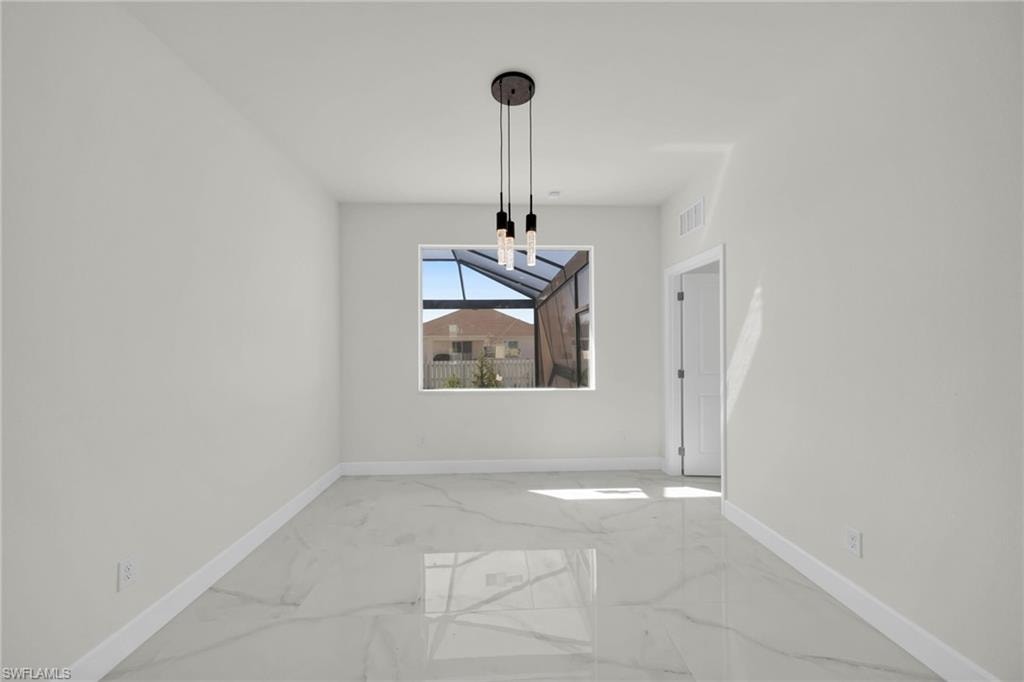 2700 NW 6th ST photo 10