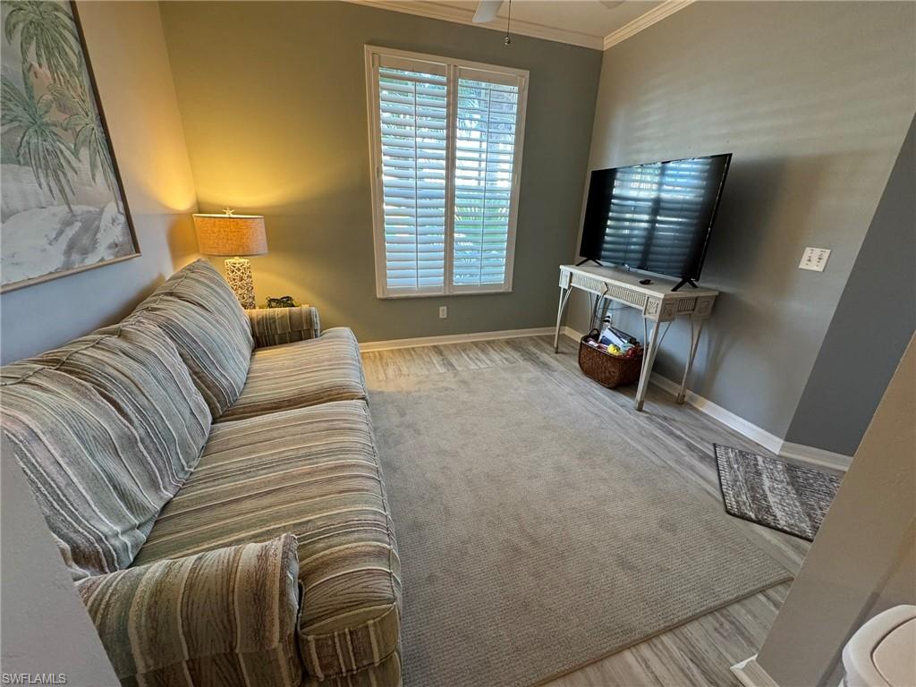 FULL SIZE PULLOUT COUCH OR DESK DEN AREA