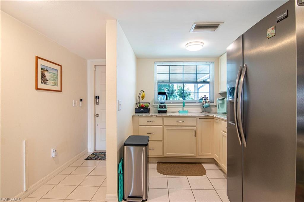 3711 Del Prado BLVD S 8