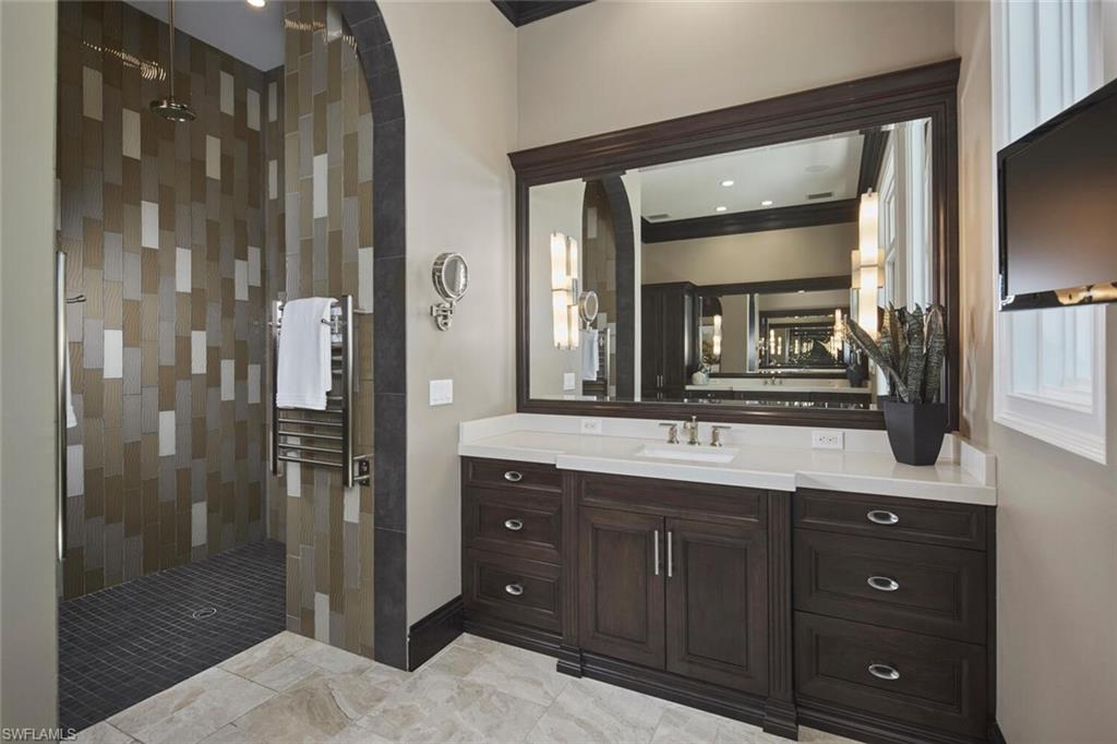 24000 Tuscany CT photo 20