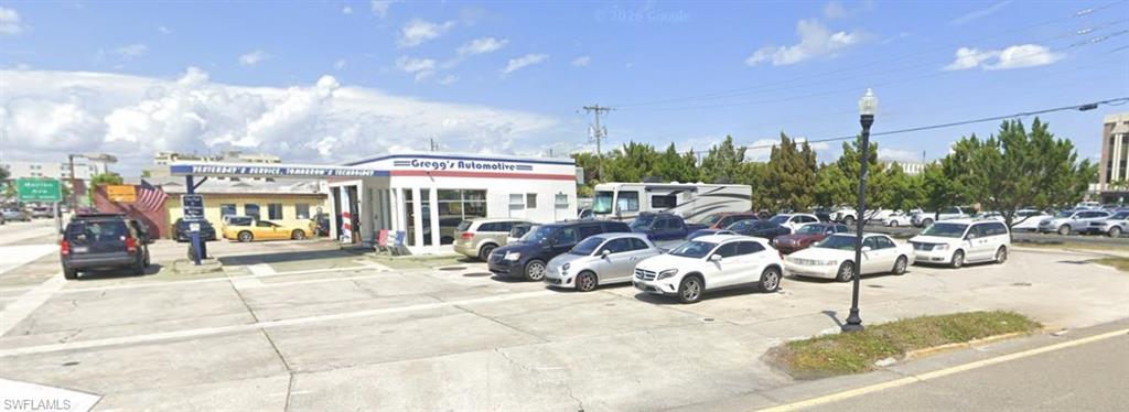 236 Tamiami TRL