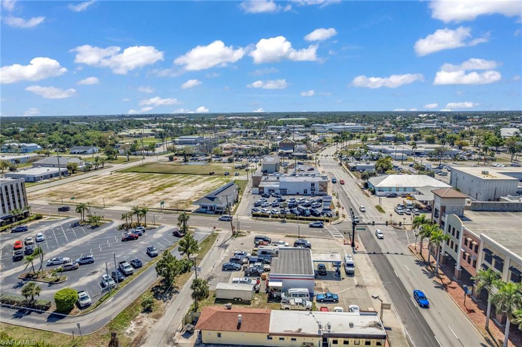 236 Tamiami TRL photo 12