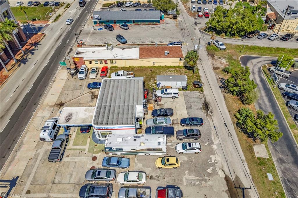 236 Tamiami TRL photo 8