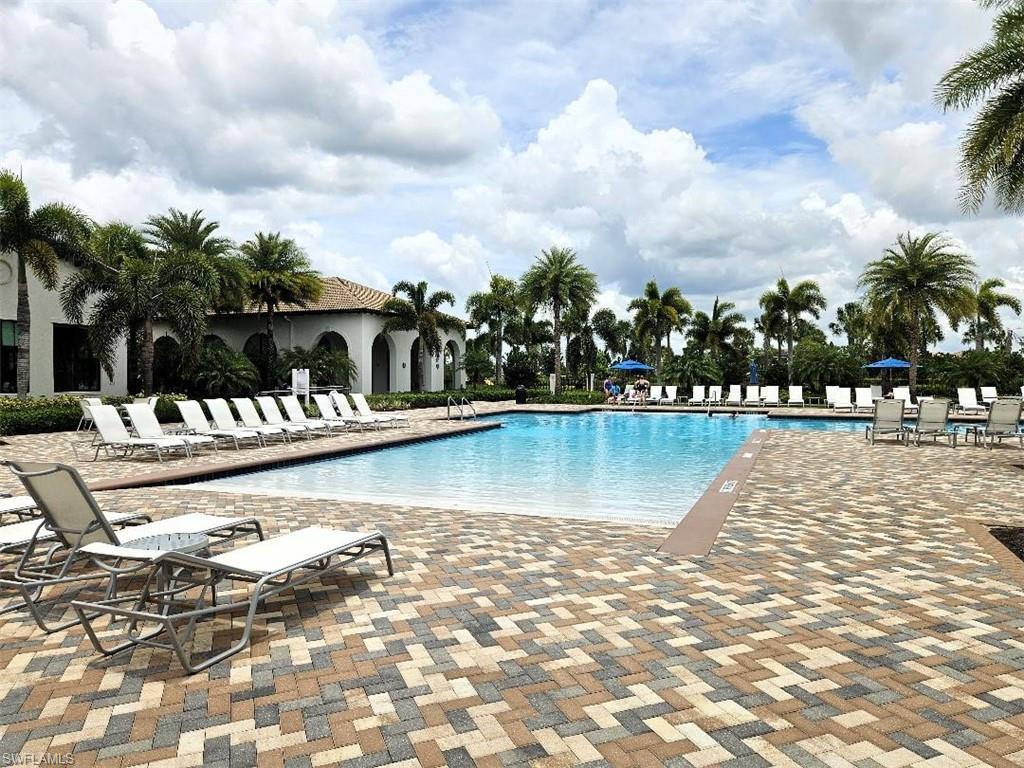 Maple Ridge Pool