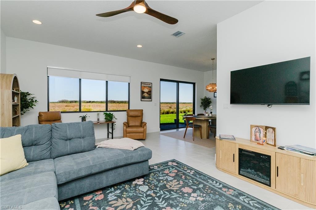 5875 Cassidy LN
