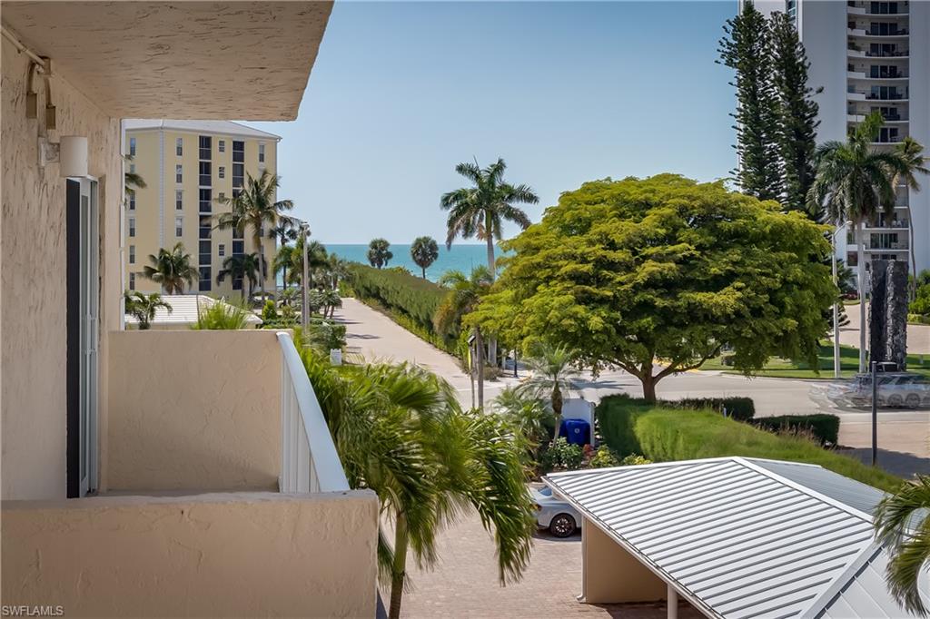 Ribbon views of the Gulf of Mexico from both bedroom balconies.