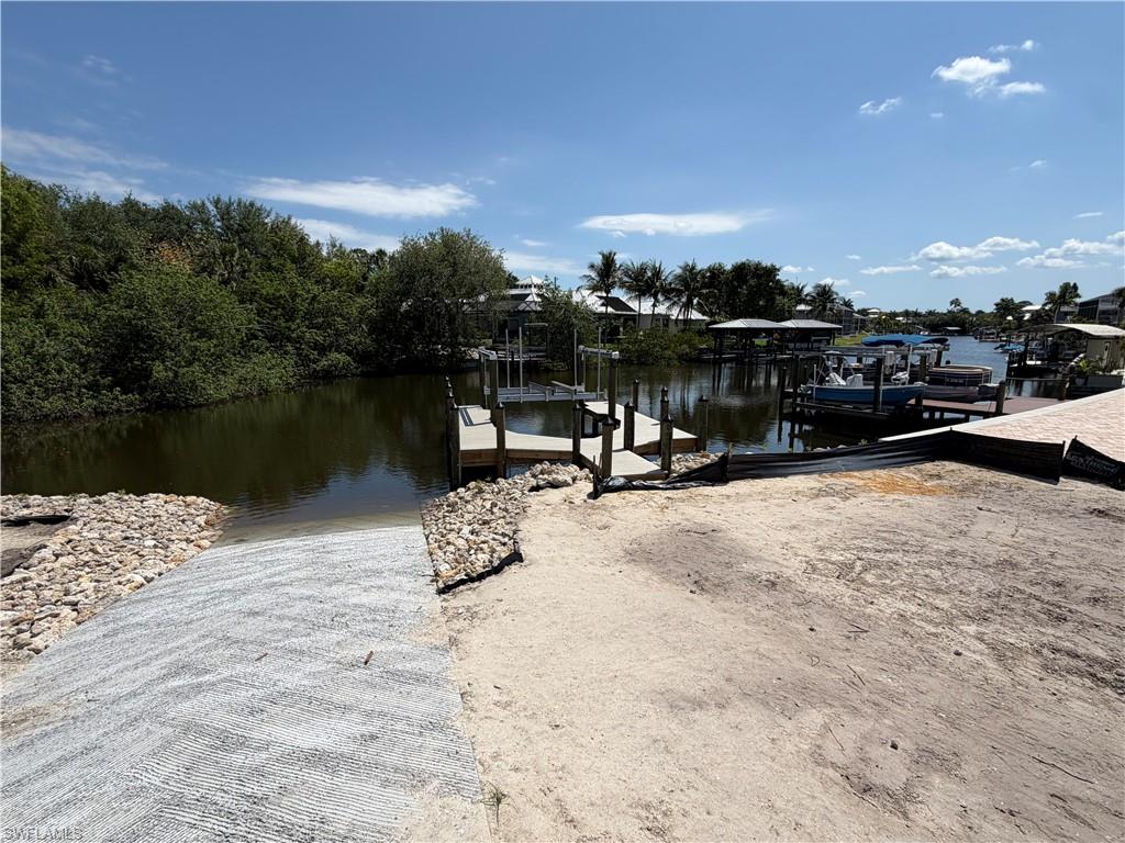 Private 32 ft Boat Ramp and Dock.