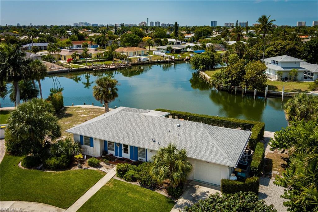756 Apple CT
