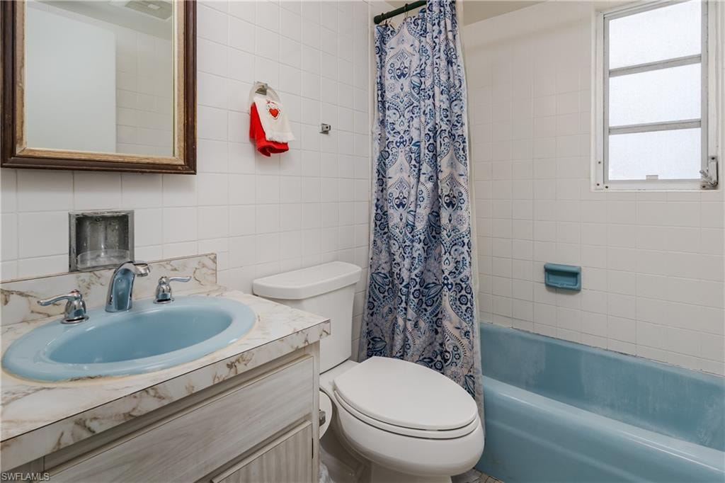 756 Apple CT photo 21