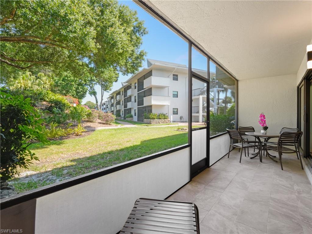 600 Neapolitan WAY 127 photo 22