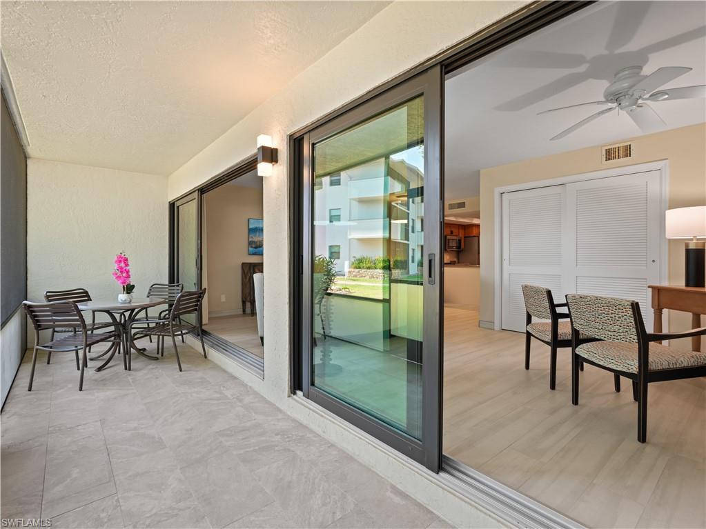 600 Neapolitan WAY 127 photo 21
