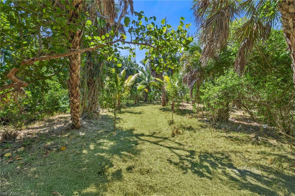 5749 Sanibel Captiva RD photo 17