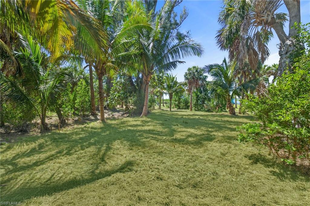 5749 Sanibel Captiva RD photo 18