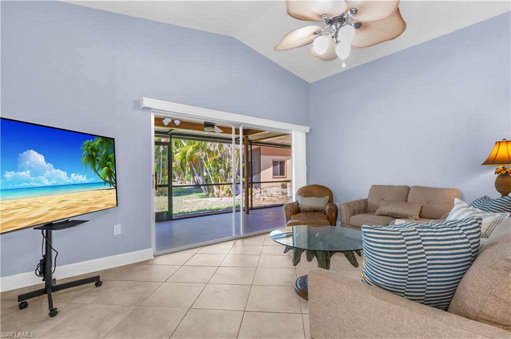 6487 Royal Woods DR photo 13
