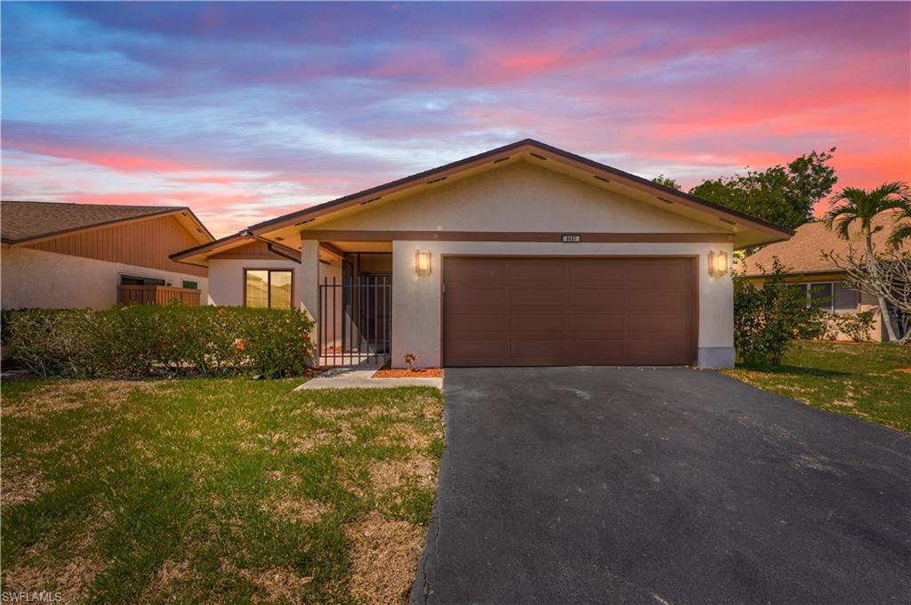 6487 Royal Woods DR