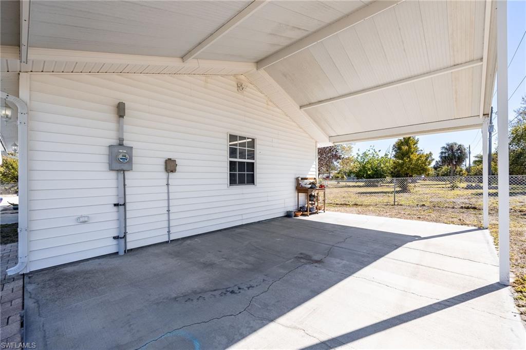 14051 Campus ST photo 42