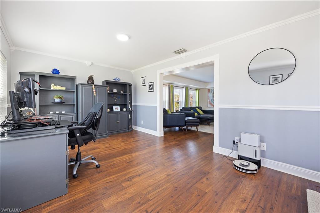 14051 Campus ST photo 9