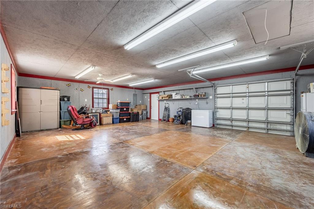 14051 Campus ST photo 40