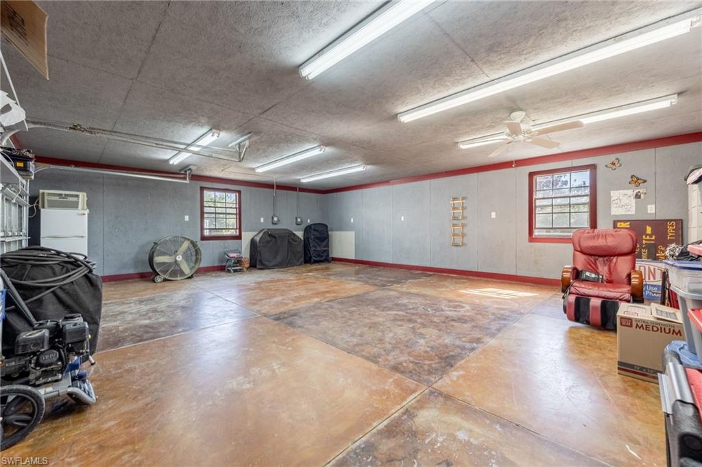 14051 Campus ST photo 39