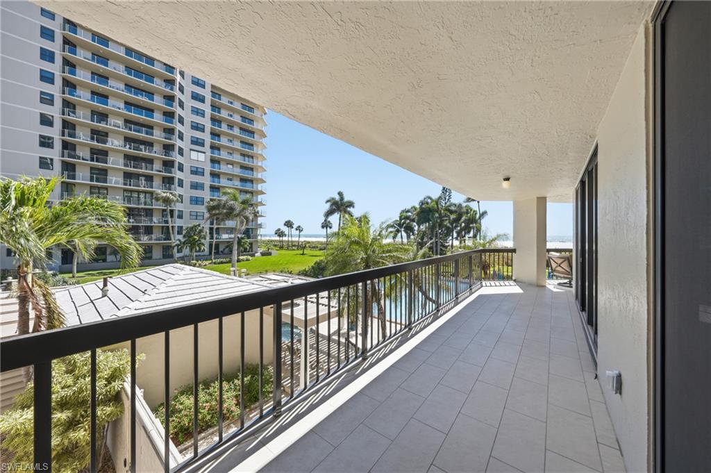 174 Collier BLVD 203 photo 25