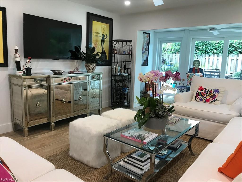 302 2nd ST S 302