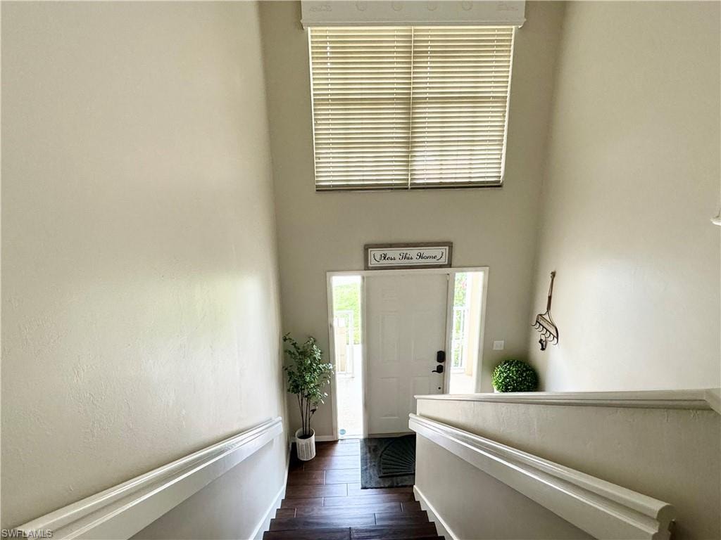 Entry Stair Case