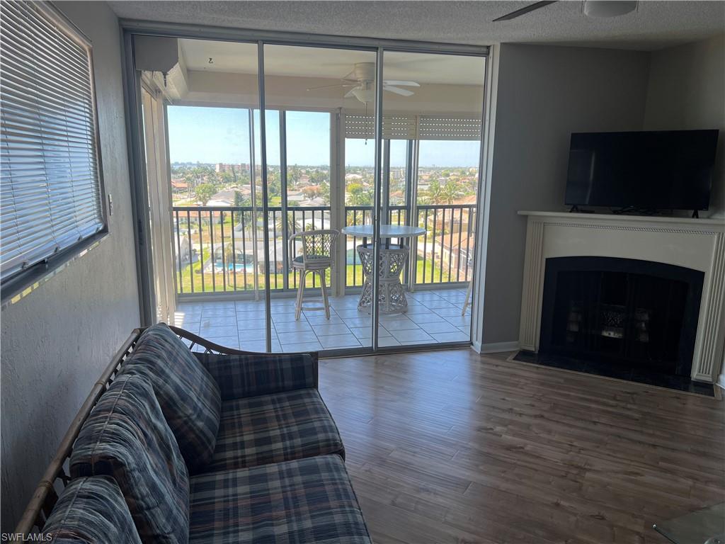 4260 SE 20th PL 801 photo 8