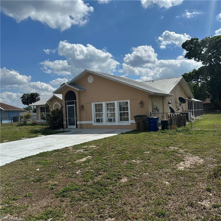 706 Arianne CT