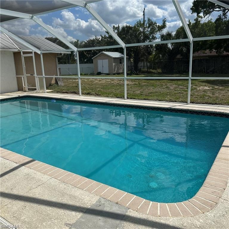 706 Arianne CT photo 16